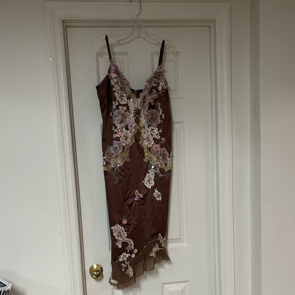 Elegant Asymmetrical Brown Floral Dress - Picture 1 of 10